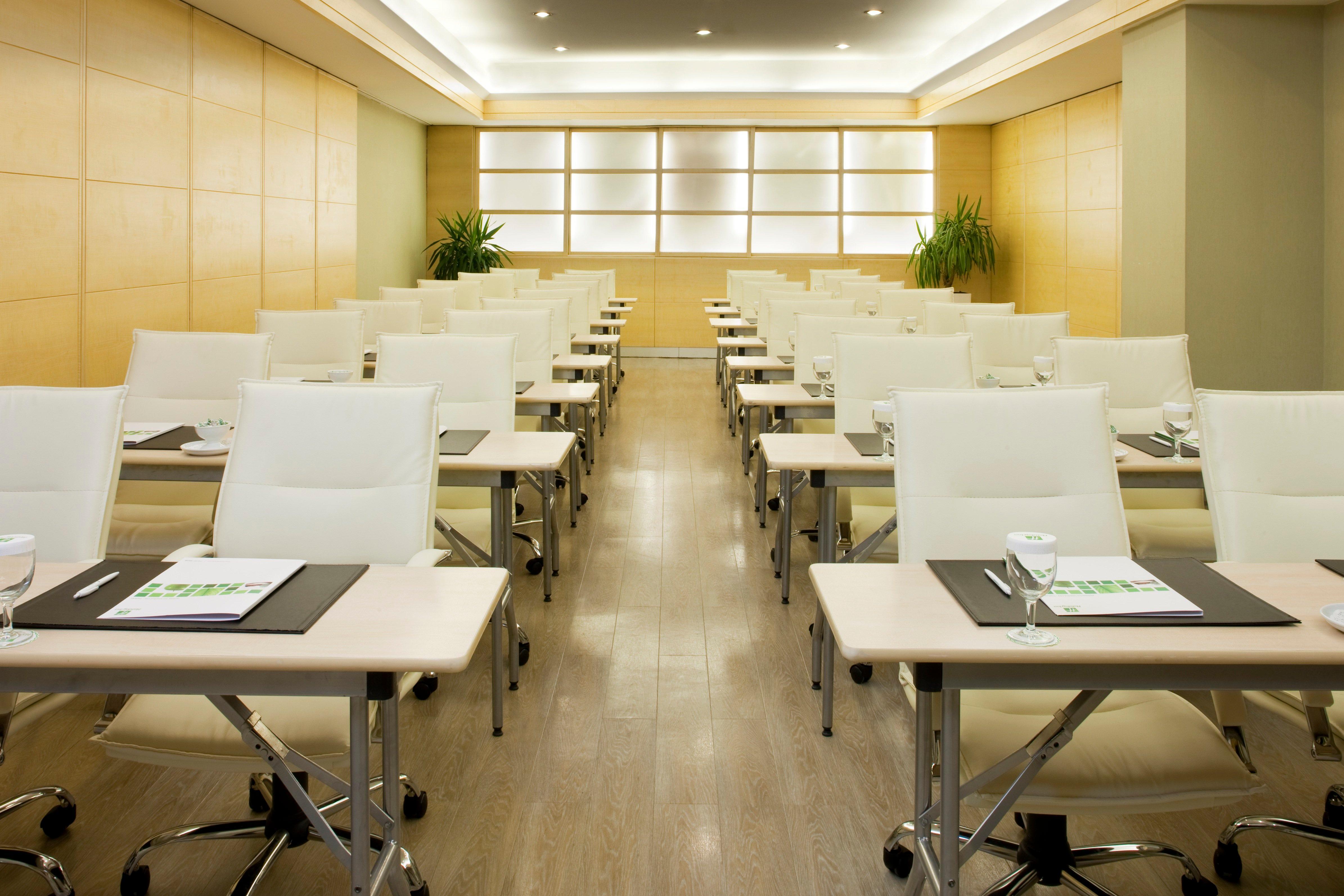 Holiday Inn Istanbul City By Ihg Ανέσεις φωτογραφία Classroom