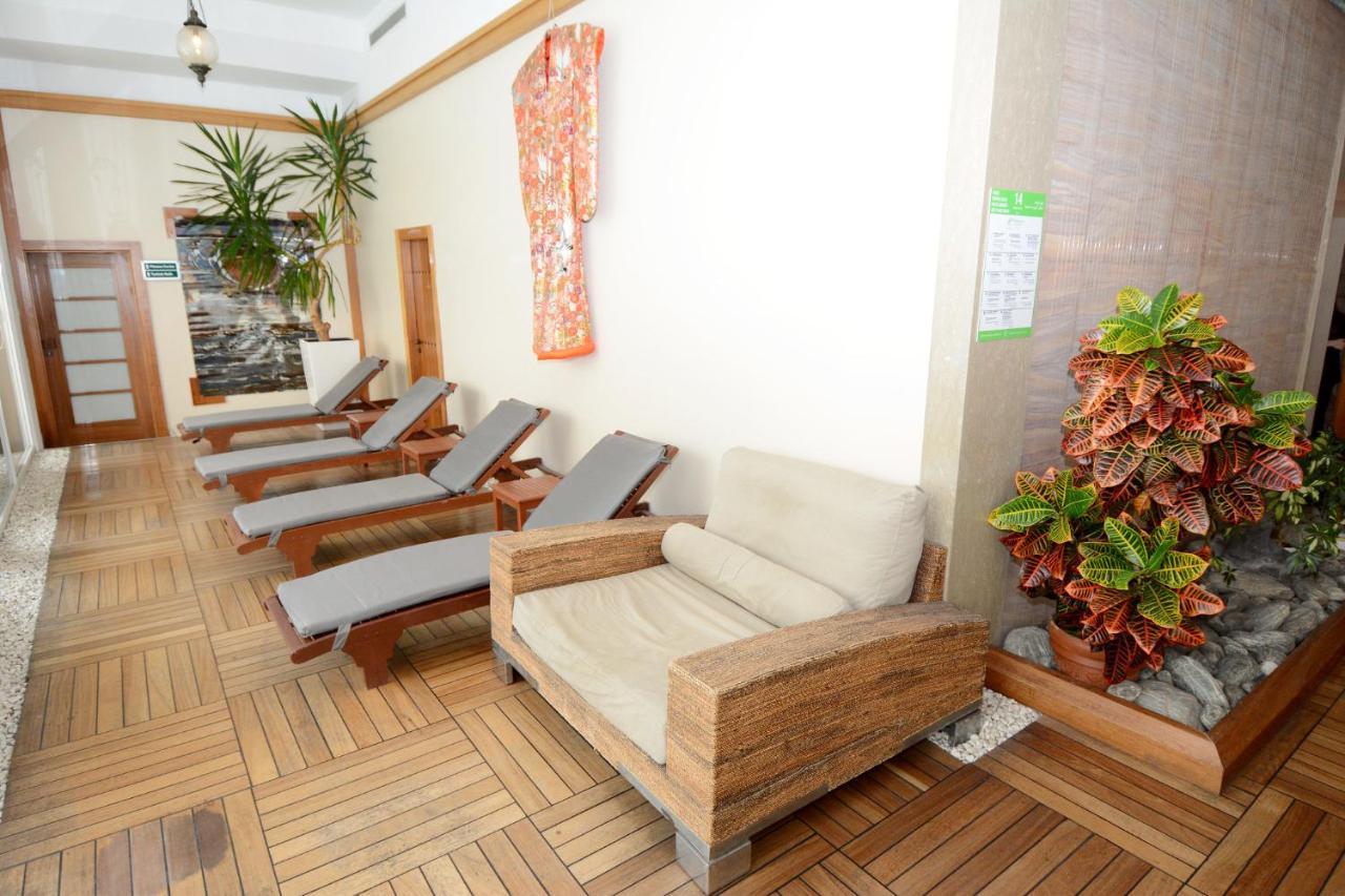 Holiday Inn Istanbul City By Ihg Εξωτερικό φωτογραφία The spa at the Grand Hotel